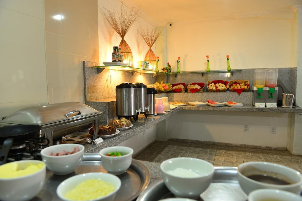 Alpha Praia Hotel フォルタレザ エクステリア 写真